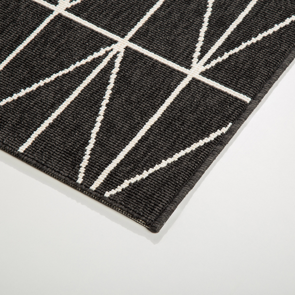 Geometrický koberec STIARNA do predsiene 80x150 cm