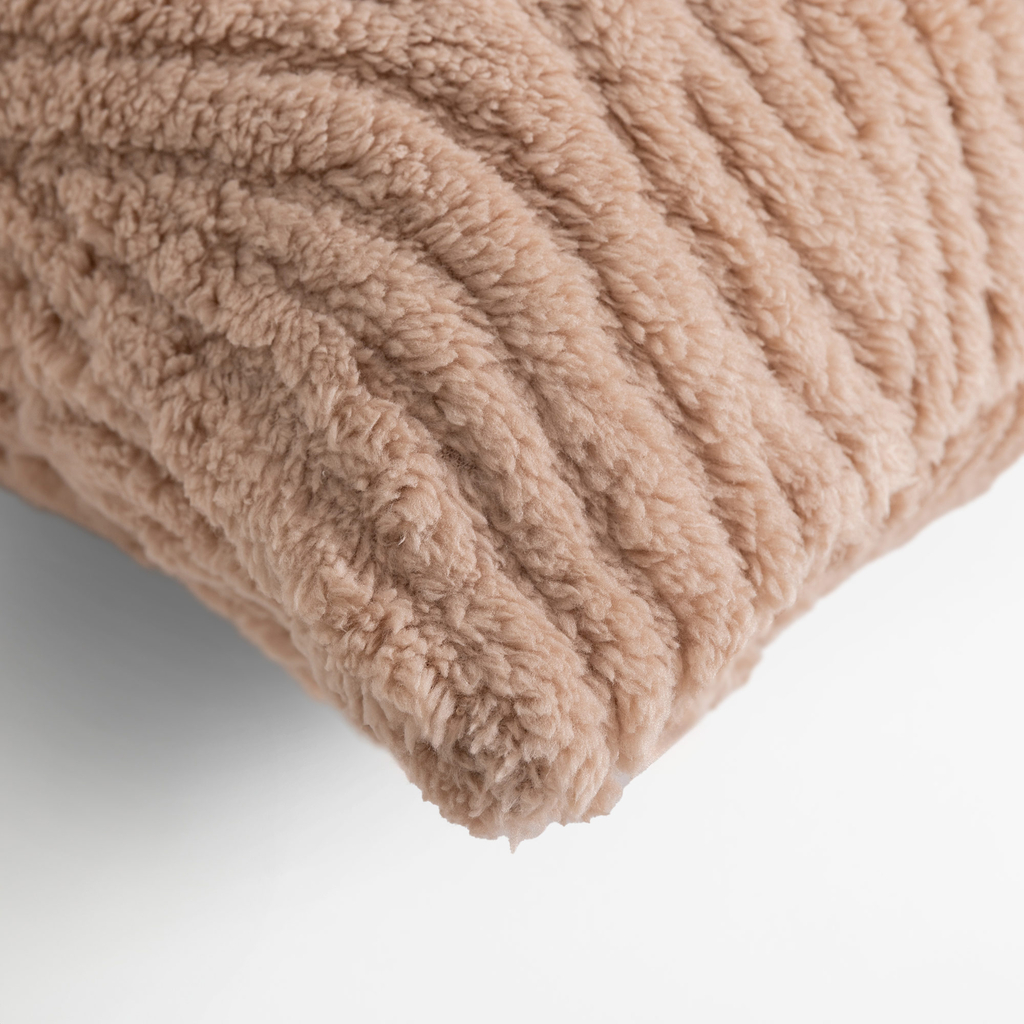 Obliečka na vankúš v béžovej farbe ALPEN 45x45 cm