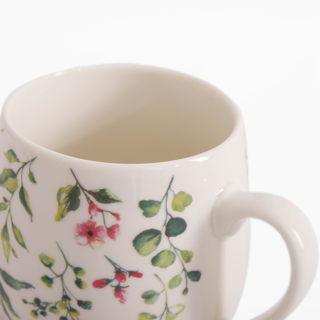 Kvetinový porcelánový hrnček 540 ml