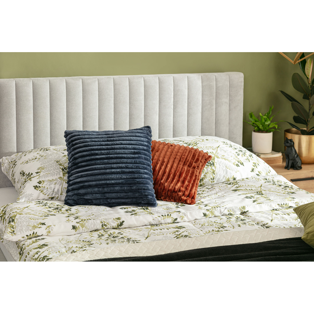 Dekoračný vankúš TILIA do obývačky, tmavomodrý 50x50 cm