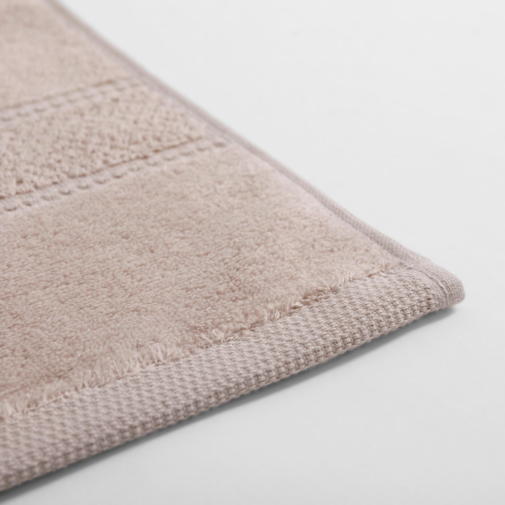 Bavlnený uterák na tvár v béžovej farbe MARIO 50x90 cm