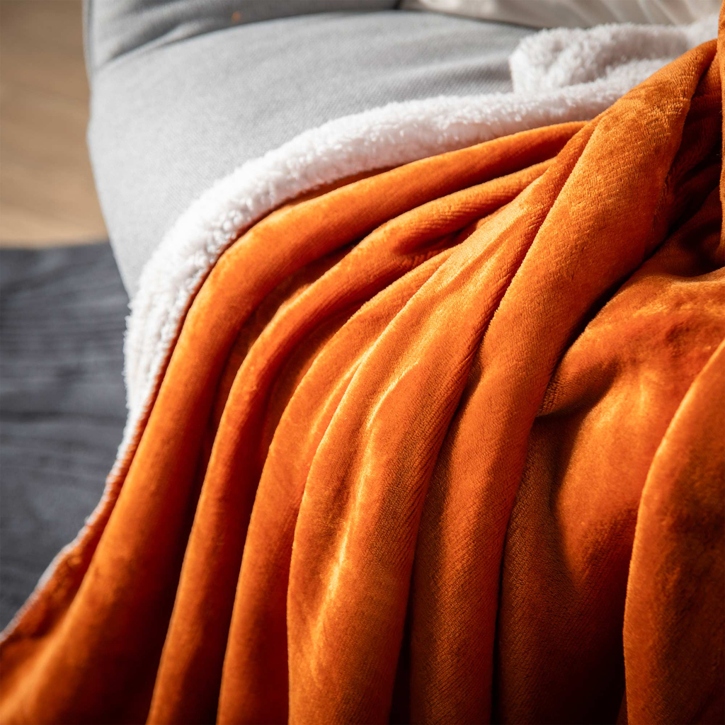 Oranžová baránková deka DOLLY 150x200 cm