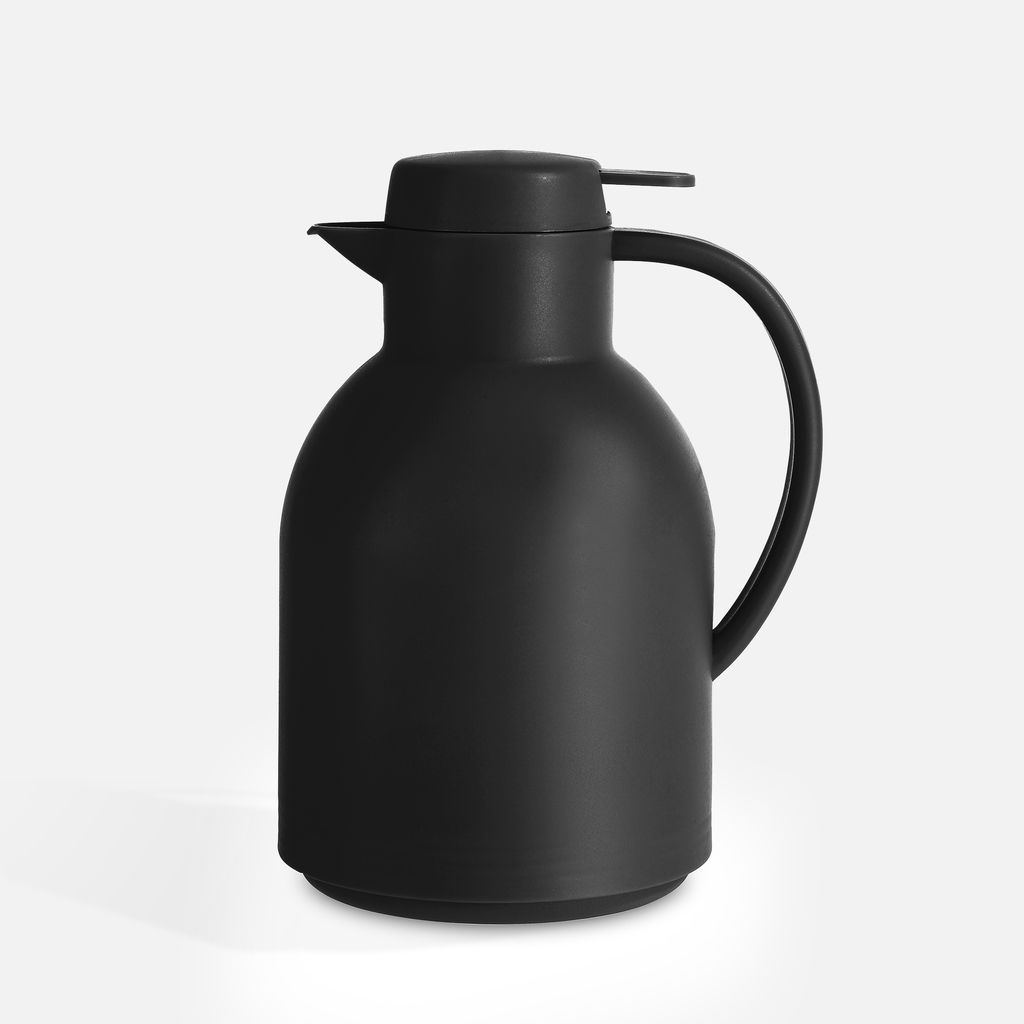 Čierna termoska s objemom 1 l