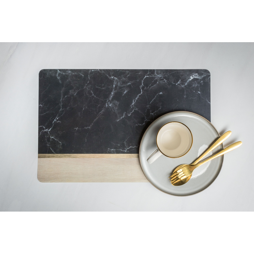 Prestieranie pod tanier čierne 43,5 x 28,5 cm