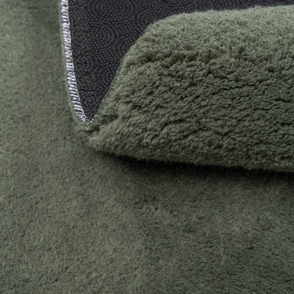 Tmavozelený koberec PULY BEANS 120x170 cm