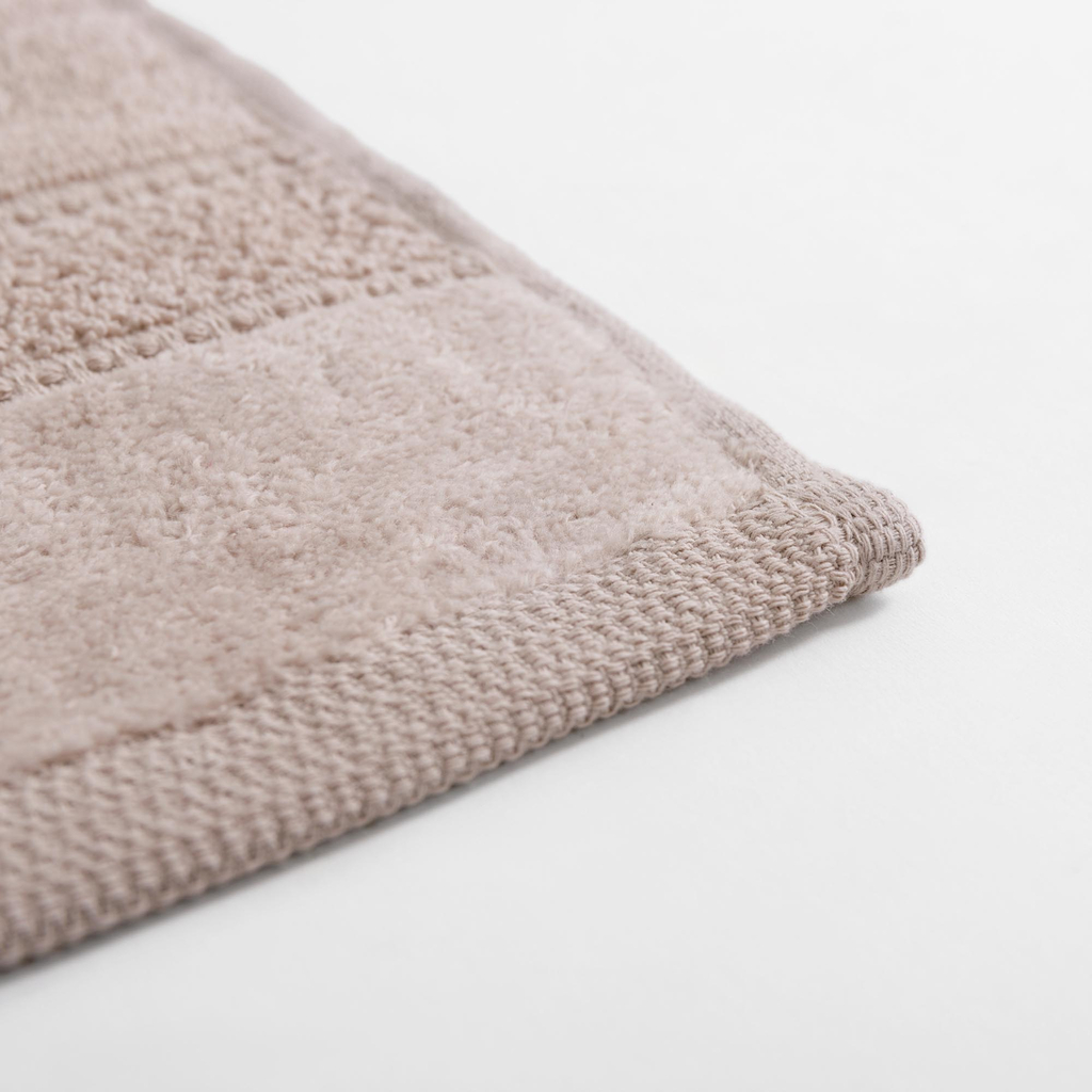 Bavlnený uterák na ruky v béžovej farbe MARIO 30x50 cm