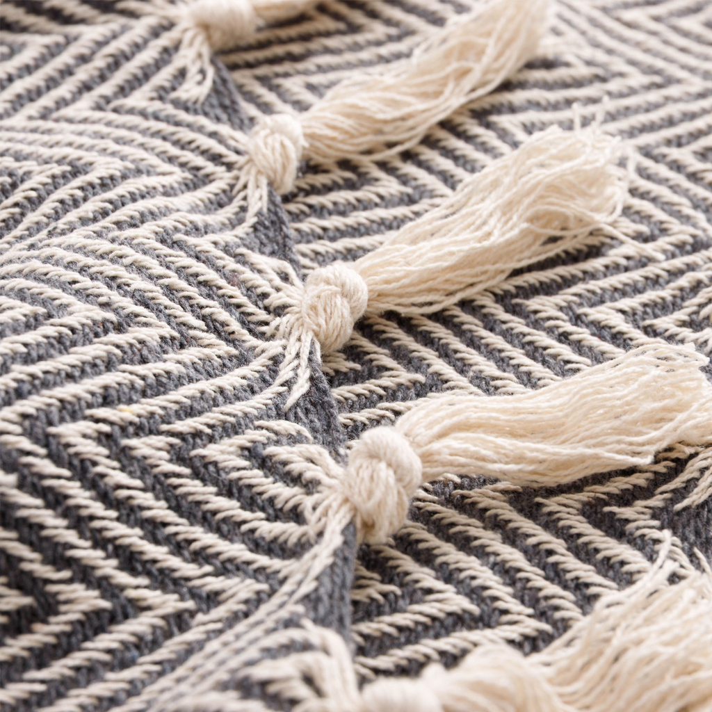 Tmavosivá deka SALINA 125x150 cm