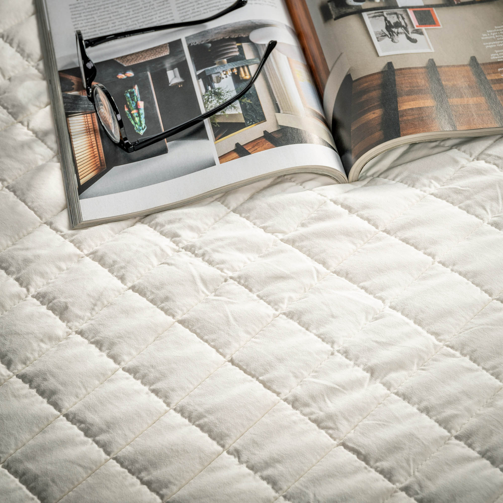 Prehoz na posteľ v krémovej farbe GISELLE 180x200 cm