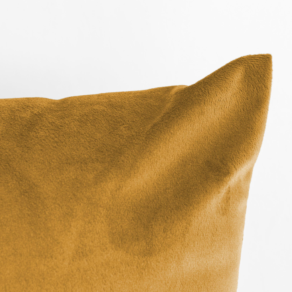 Dekoračný velúrový horčicový vankúš VELVIO 45 x 45 cm