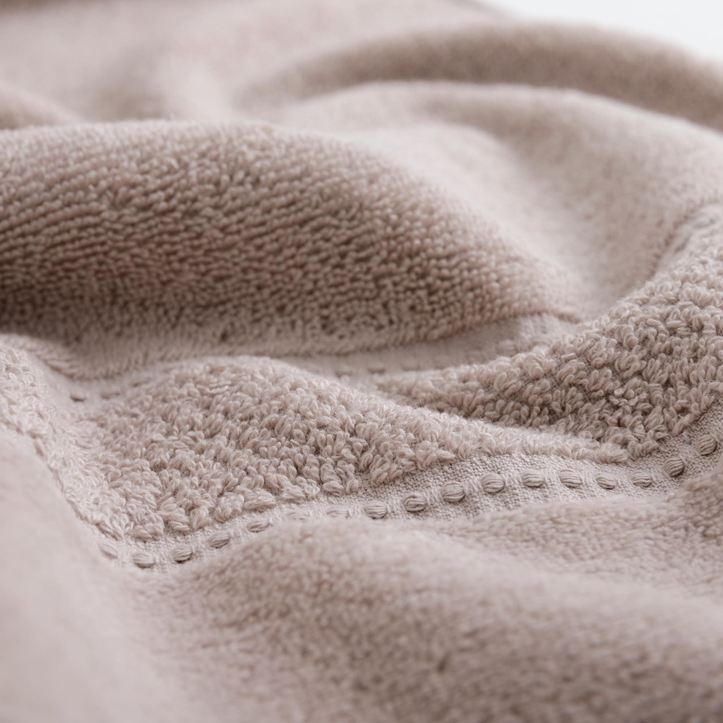 Bavlnený uterák na tvár v béžovej farbe MARIO 50x90 cm