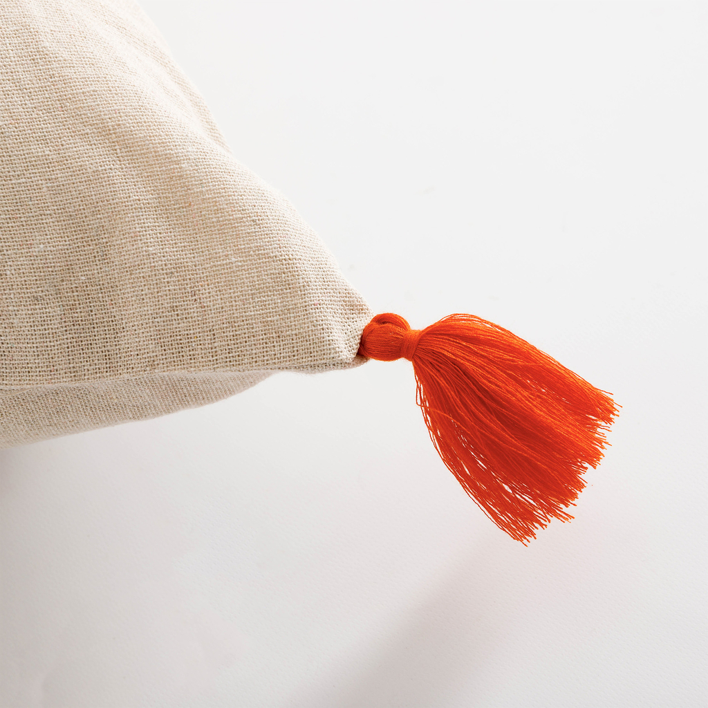 Dekoračná obliečka so strapcami oranžová FLORIA 45x45 cm