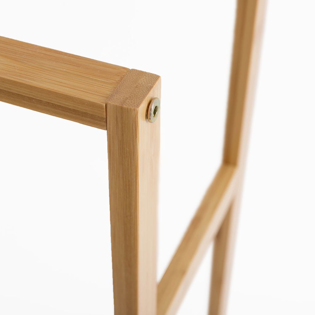 Dvojitý bambusový vešiak na uteráky