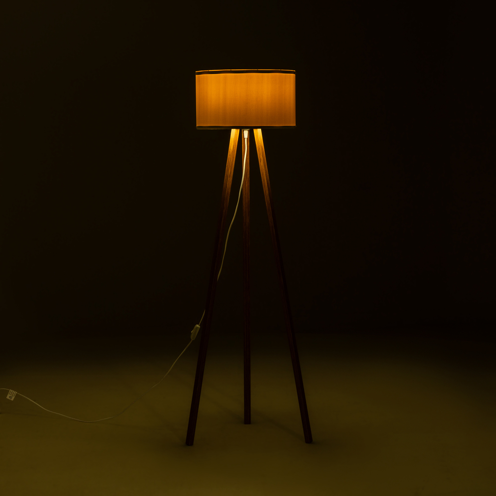 Stojacia lampa PIKO trojnohá bambusová krémová