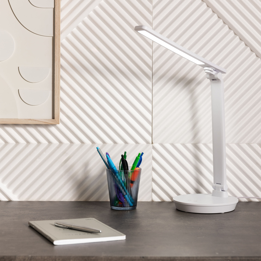 Stolná LED lampa s okrúhlou základňou biela