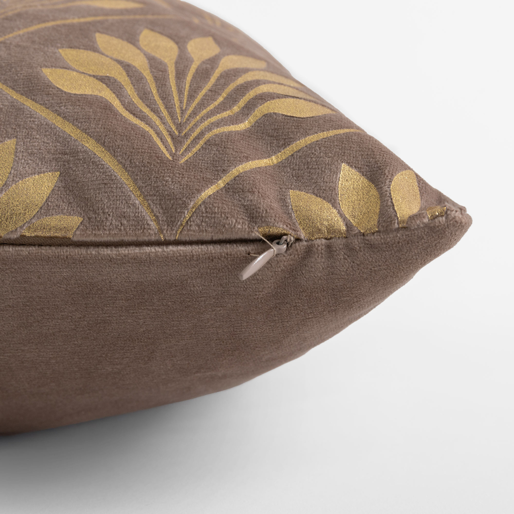 Dekoračná obliečka na vankúš v béžovej farbe DEKAR 45x45 cm