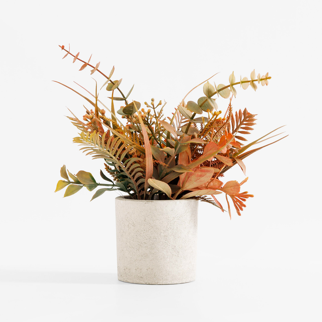 Kompozícia umelých kvetov v kvetináči 20 cm