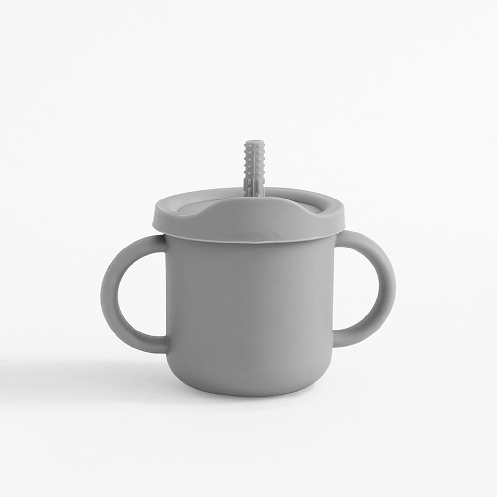 Detský silikónový pohár s vekom a rukoväťami MIX