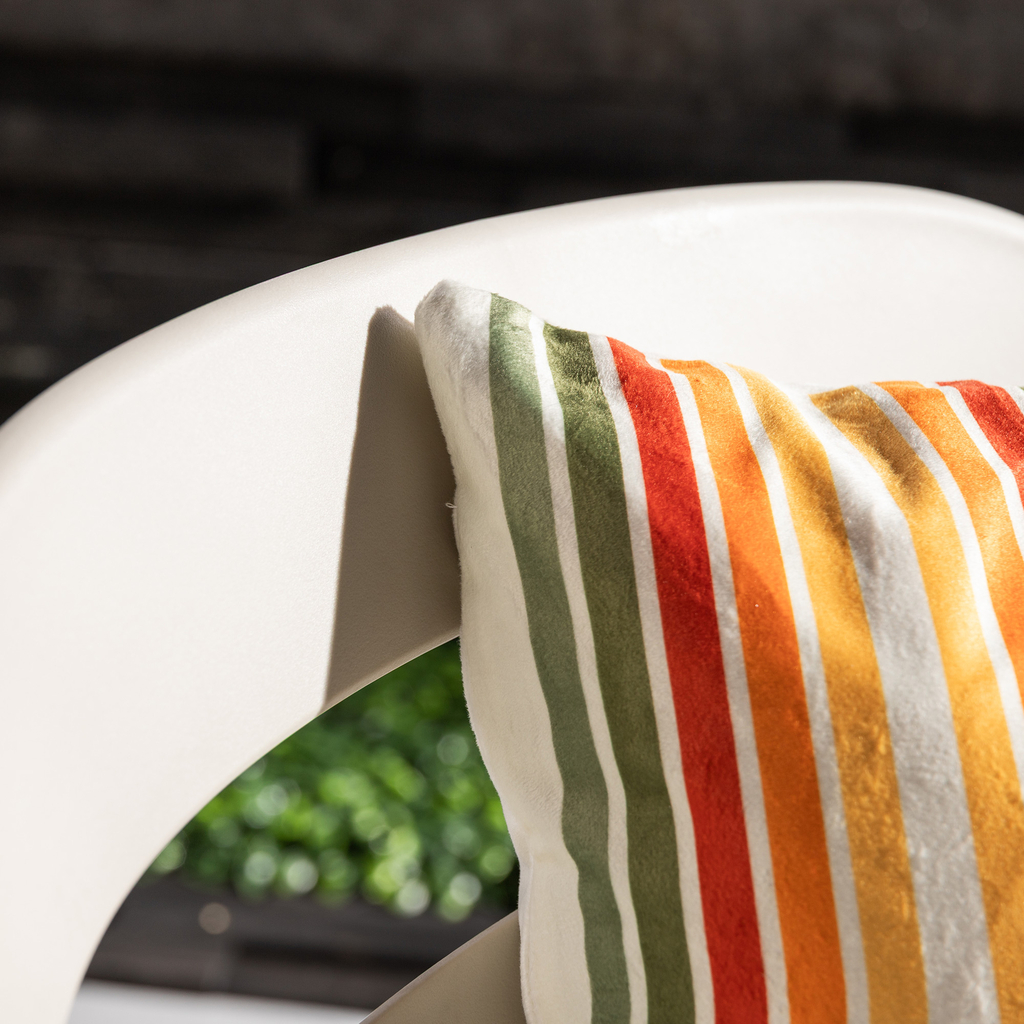 Viacfarebná moderná obliečka na vankúš CINCO 45x45 cm