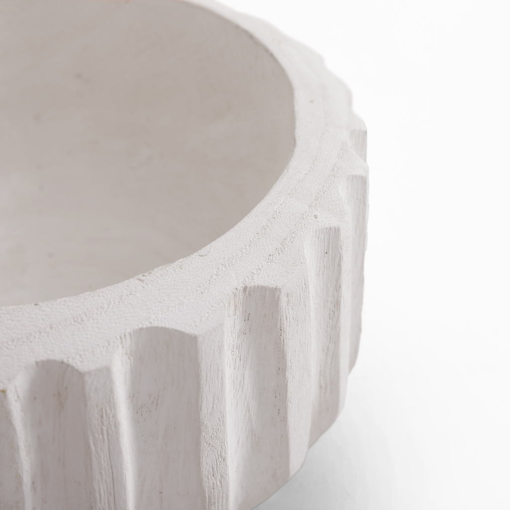 Dekoratívny ryhovaný tanier v bielej farbe 20 cm