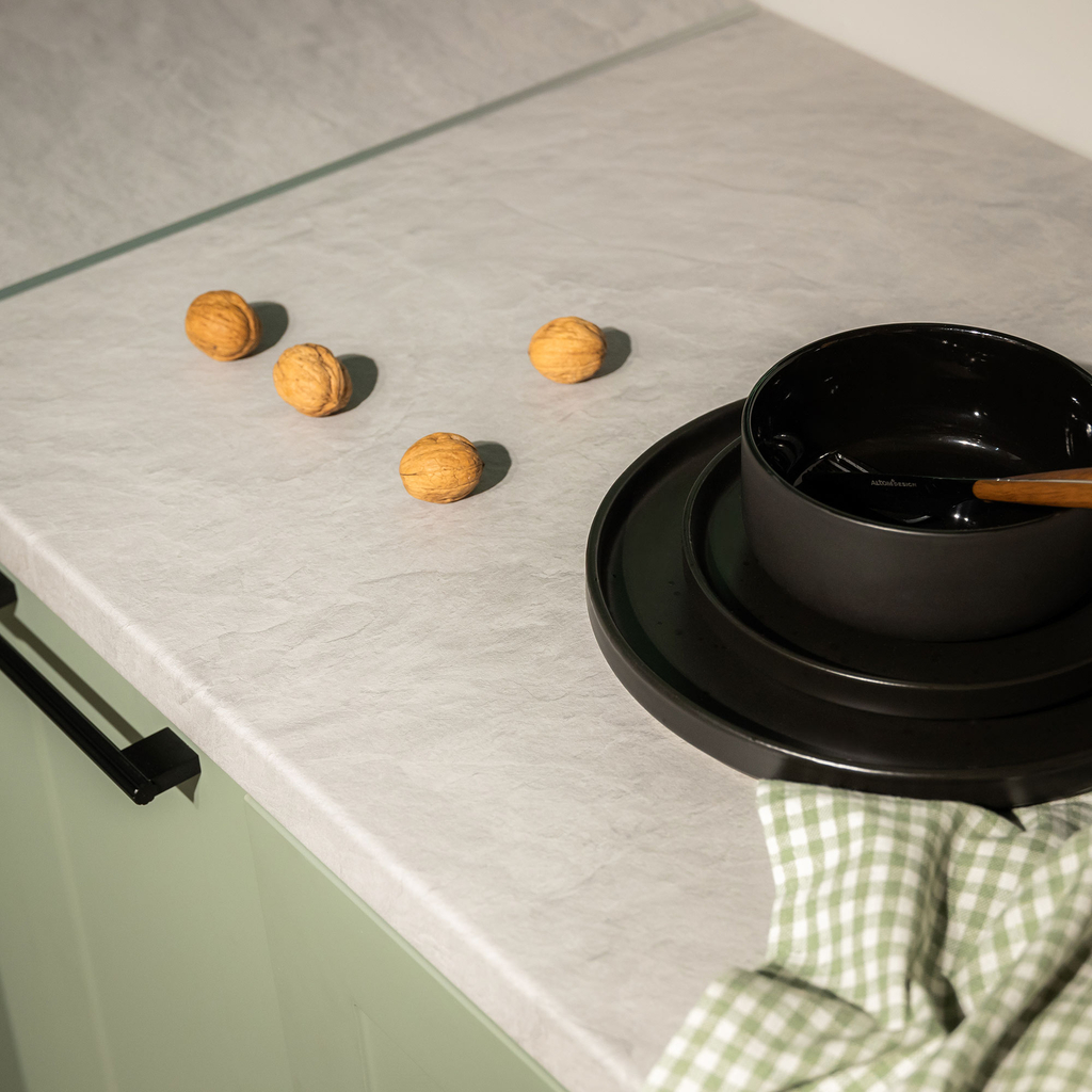 Jedálenský tanier CARBONO čierny 26,5 cm