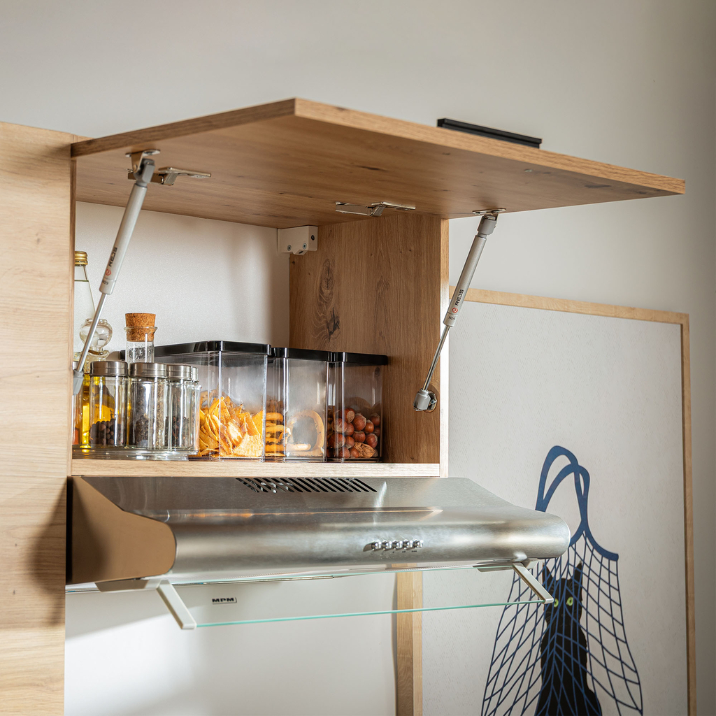 Nádoba na potraviny LOFT čierna 2,1 l