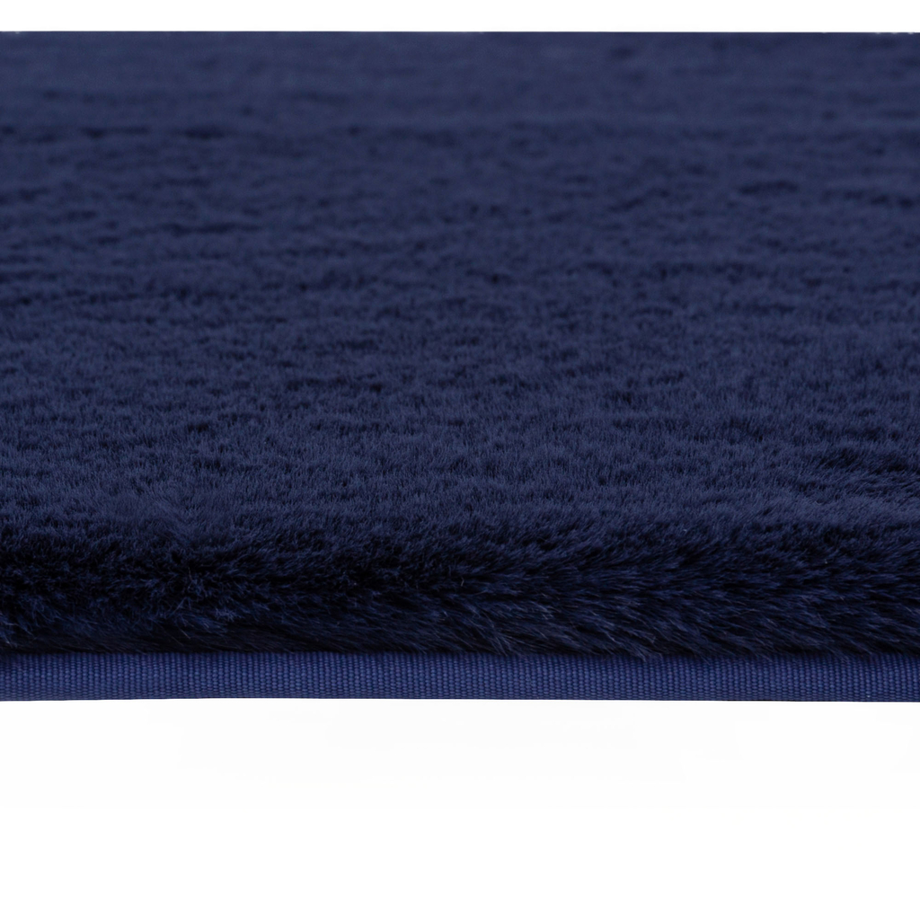 Tmavomodrý koberec s dlhým vlasom MOBAH 53x80 cm