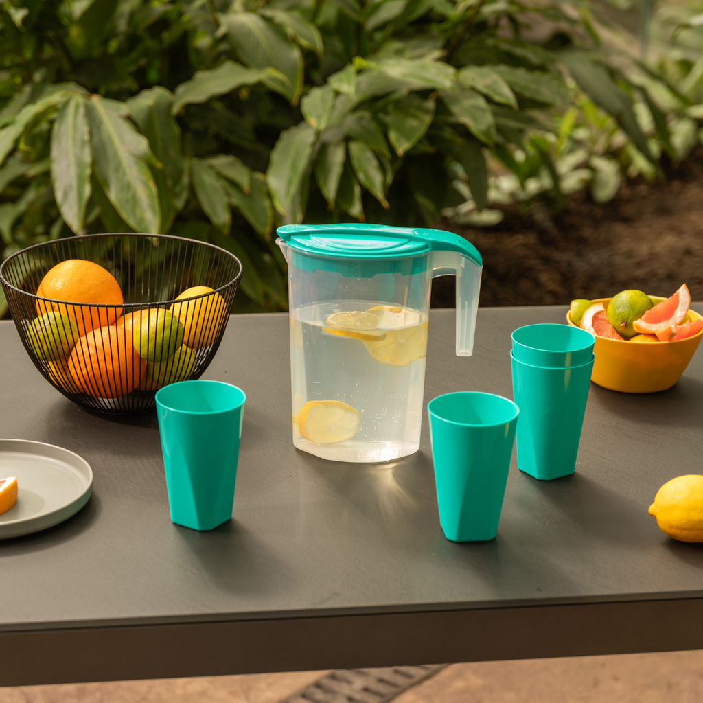 Súprava plastový džbán a 4 zelené poháre