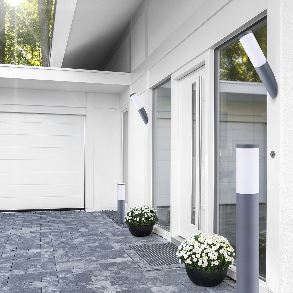 Vonkajšie nástenné svietidlo šikmé bielo-sivé OSLO