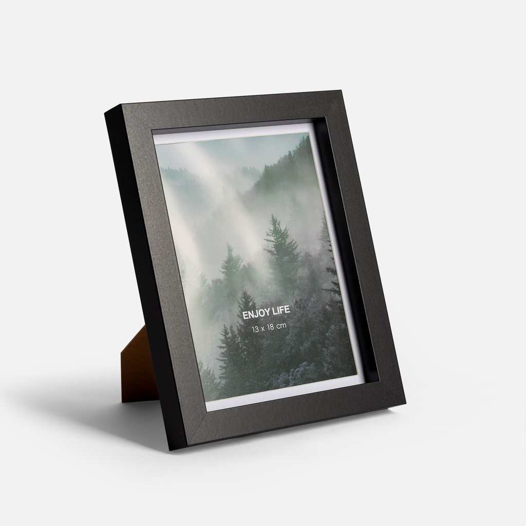 Čierny fotorámik 15x20 s paspartou