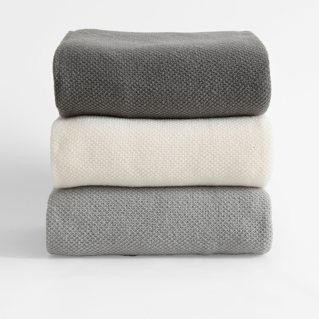 Tmavosivá deka FANCY 130x170 cm