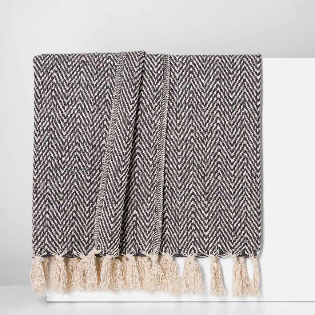 Tmavosivá deka SALINA 125x150 cm