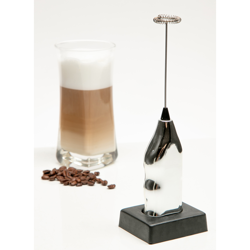 Napeňovač mlieka na batérie