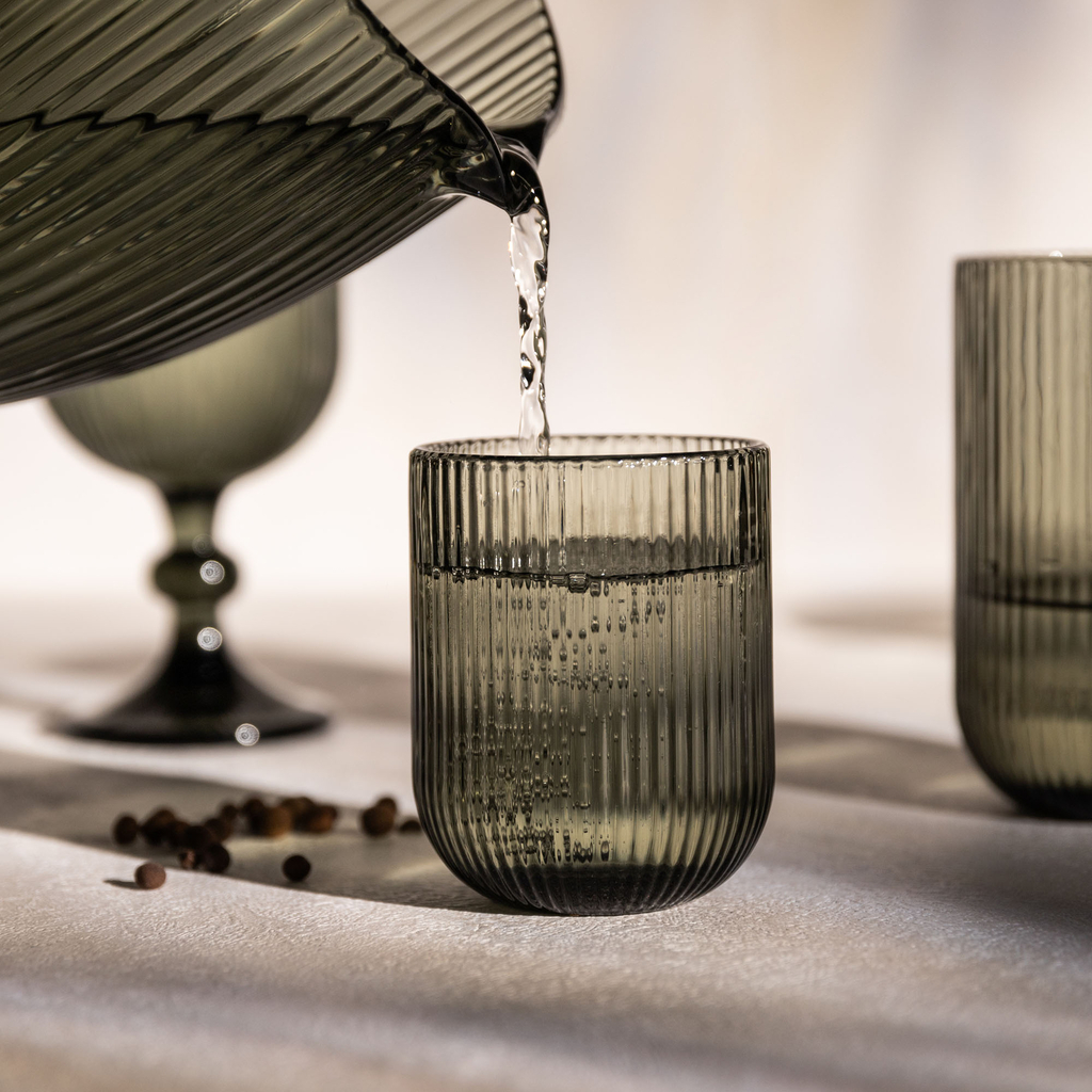 Nízky vrúbkovaný pohár 250 ml