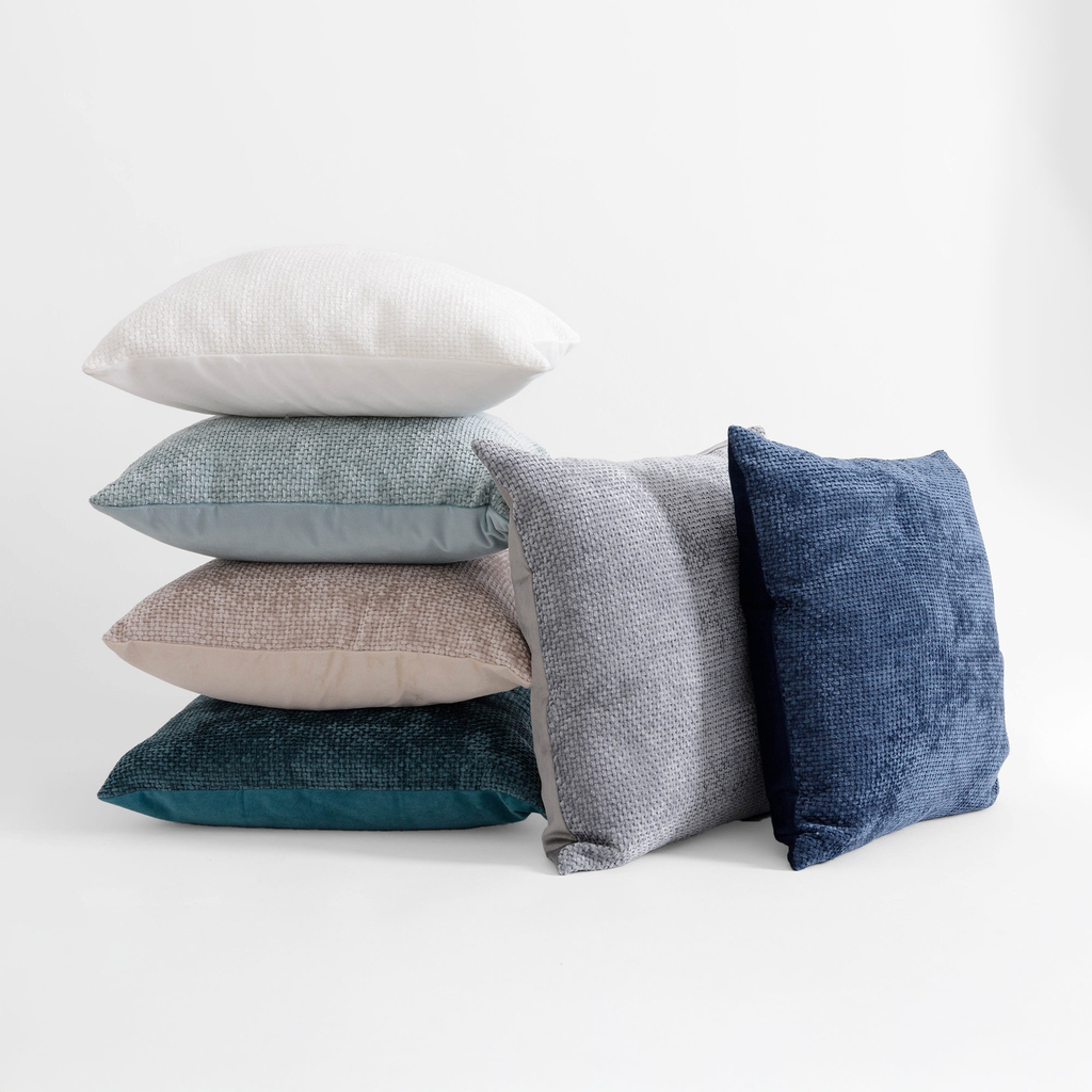 Dekoračná obliečka na vankúš tmavomodrá CARMON 45x45 cm