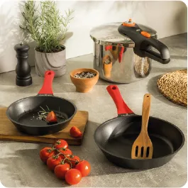 Hrnce, panvice a pokrievky