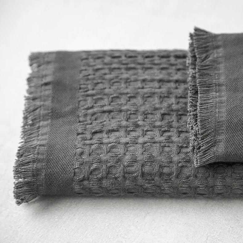 Antracitový bambusový uterák SOFT WAFEL BAMBOO SPA 80x160 cm