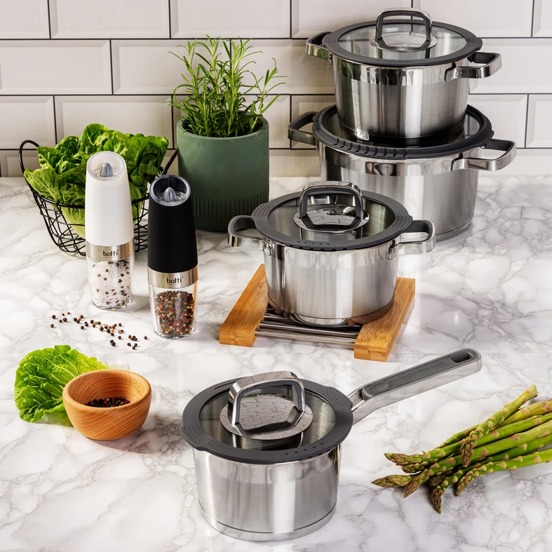 Sada 4 nerezových hrncov PLATINUM