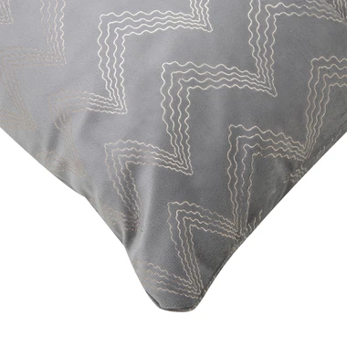 Sivý velúrový vankúš LOUIS 45 x 45 cm