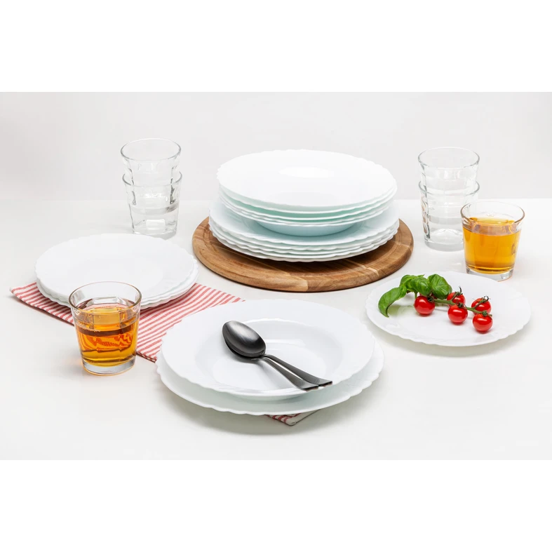 Obedová súprava 18 tanierov a 6 pohárov EBRO&CUBE, 24 prvkov