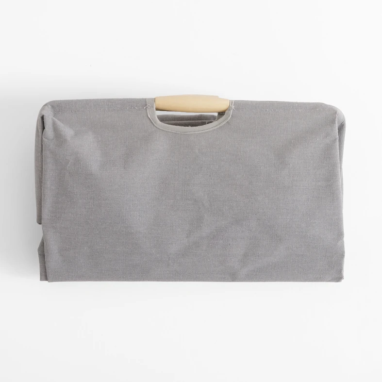 Szary kosz do przechowywania z uchwytami