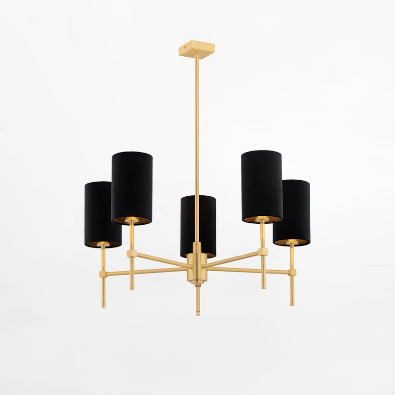 Wymienne źródło światła daje możliwość zamontowania w lampie żarówek i takiej barwie i intensywności światła, przy którym będziesz czuł się najlepiej.