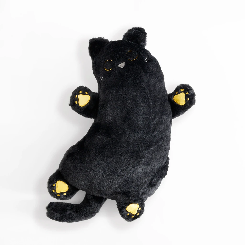 Vankúš HUGGIE čierna mačka 50x33 cm