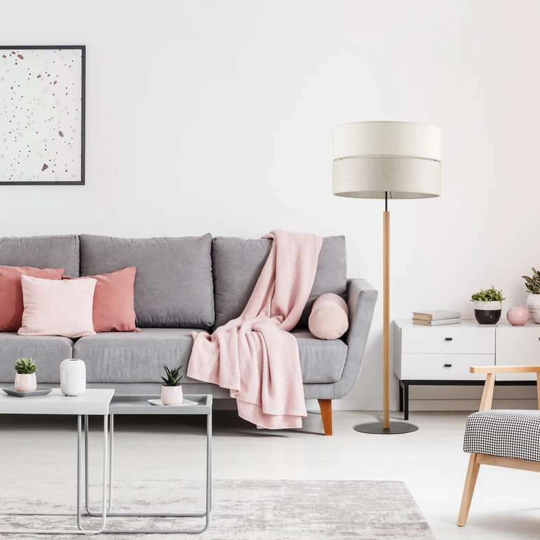 ECO znajdzie wspólny mianownik z materiałami, które kojarzą się z naturą, jak: drewno, kamień, wiklina, czy rattan.