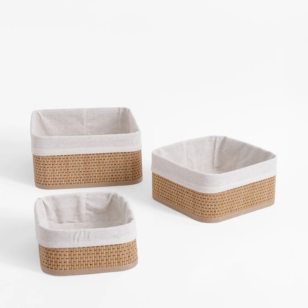 Trzy kosze kwadratowe bambusowe