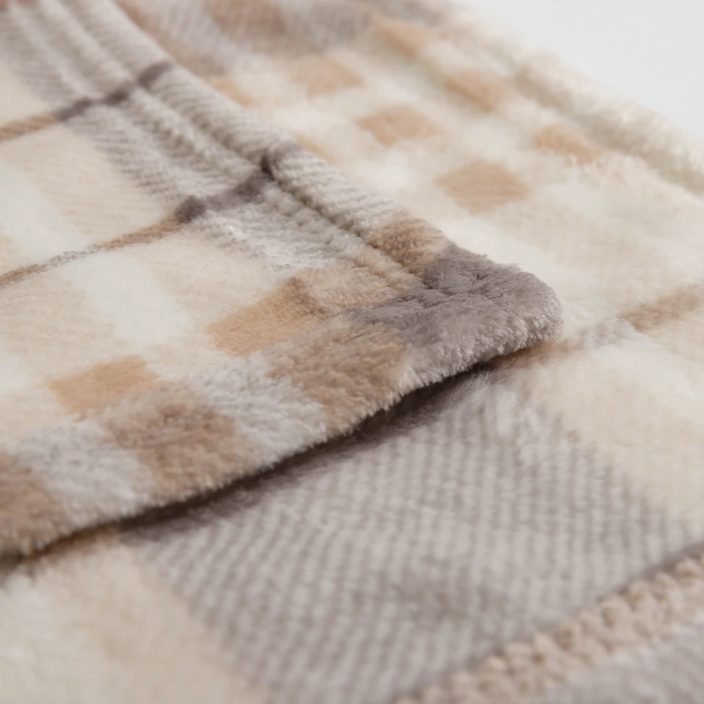 Béžová károvaná deka TYLOR 150x200 cm