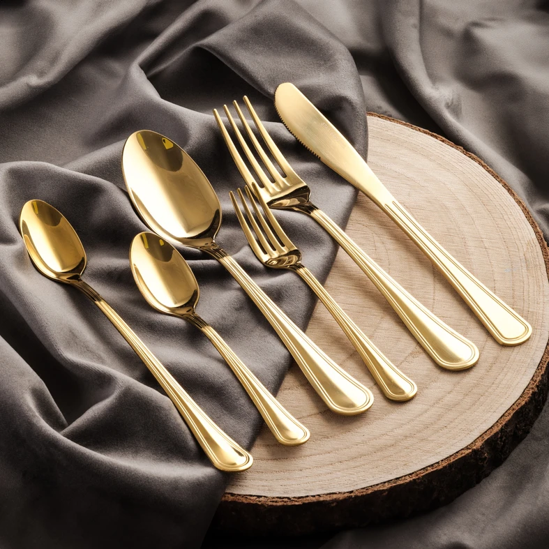 Súprava zlatých príborov LUCE, 24-dielna