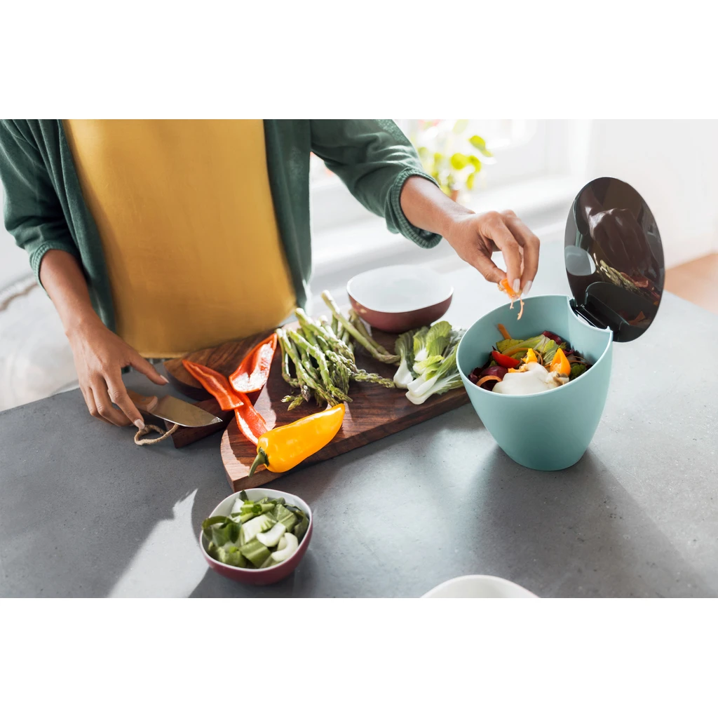 Zelený odpadkový kôš CALYPSO 2,2 l