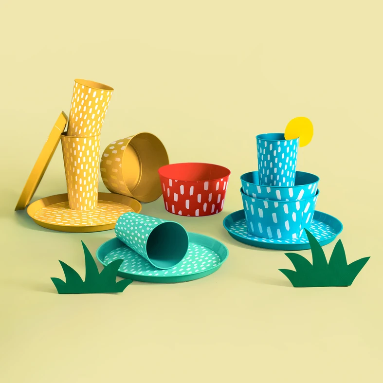 Súprava 4 plastových tanierov žltá, 21 cm