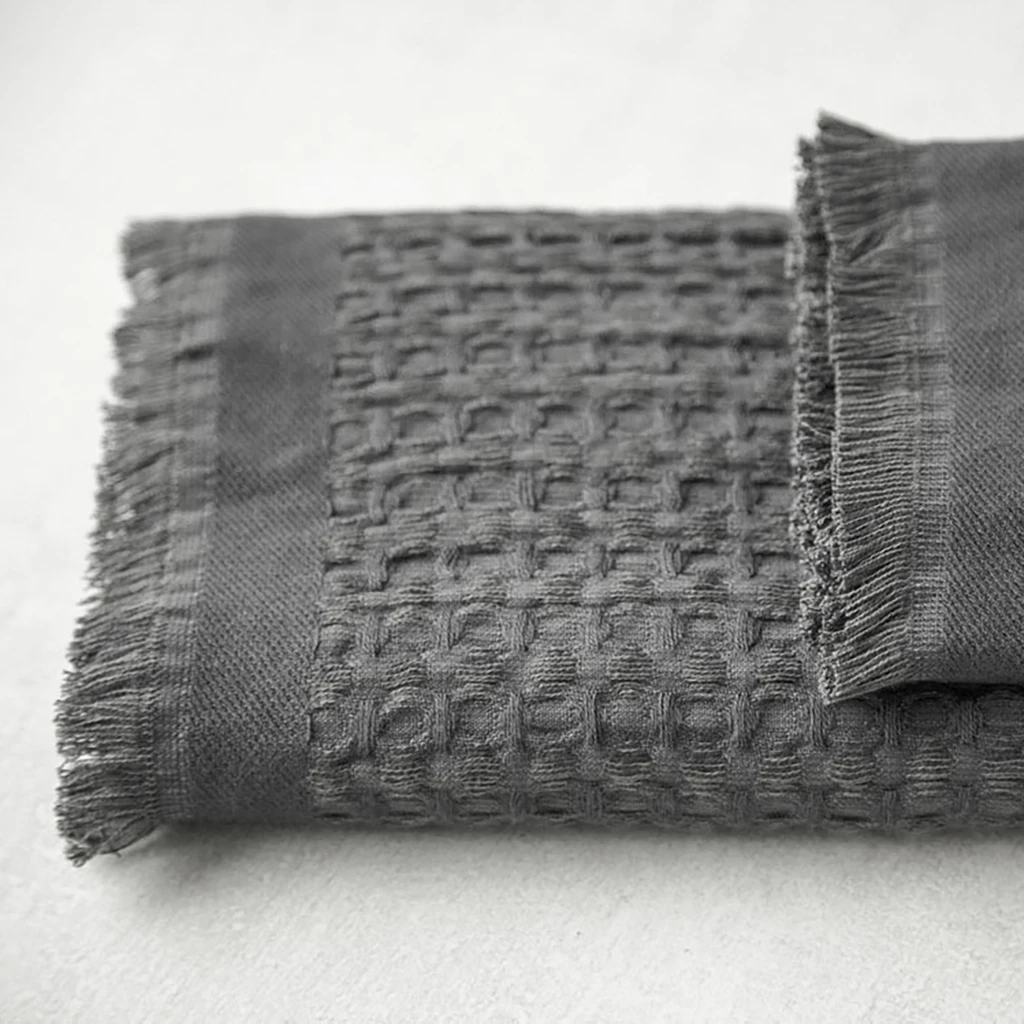 Antracitový bambusový uterák SOFT WAFEL BAMBOO SPA 80x160 cm