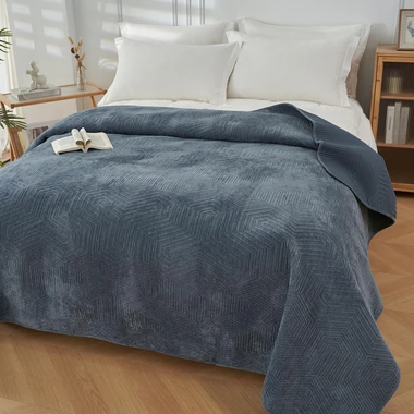 Prehoz na posteľ v tmavosivej farbe HYPNOSE 220x240 cm